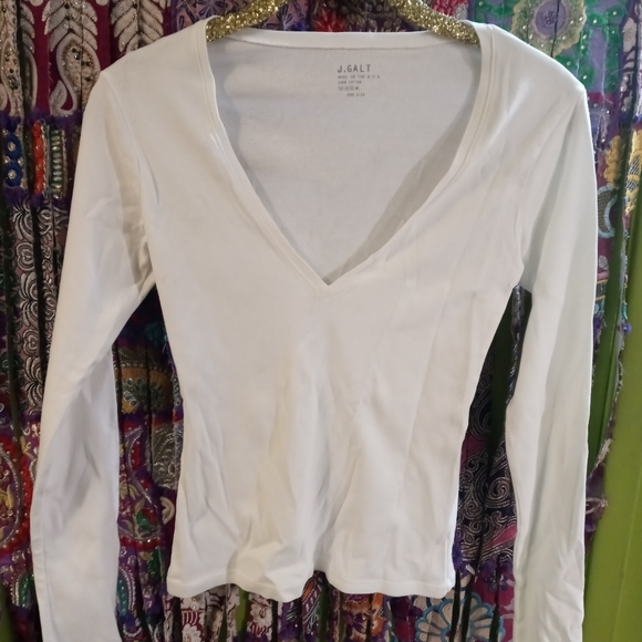 Brandy Melville john galt  White v neck long sleeve top - Picture 8 of 8
